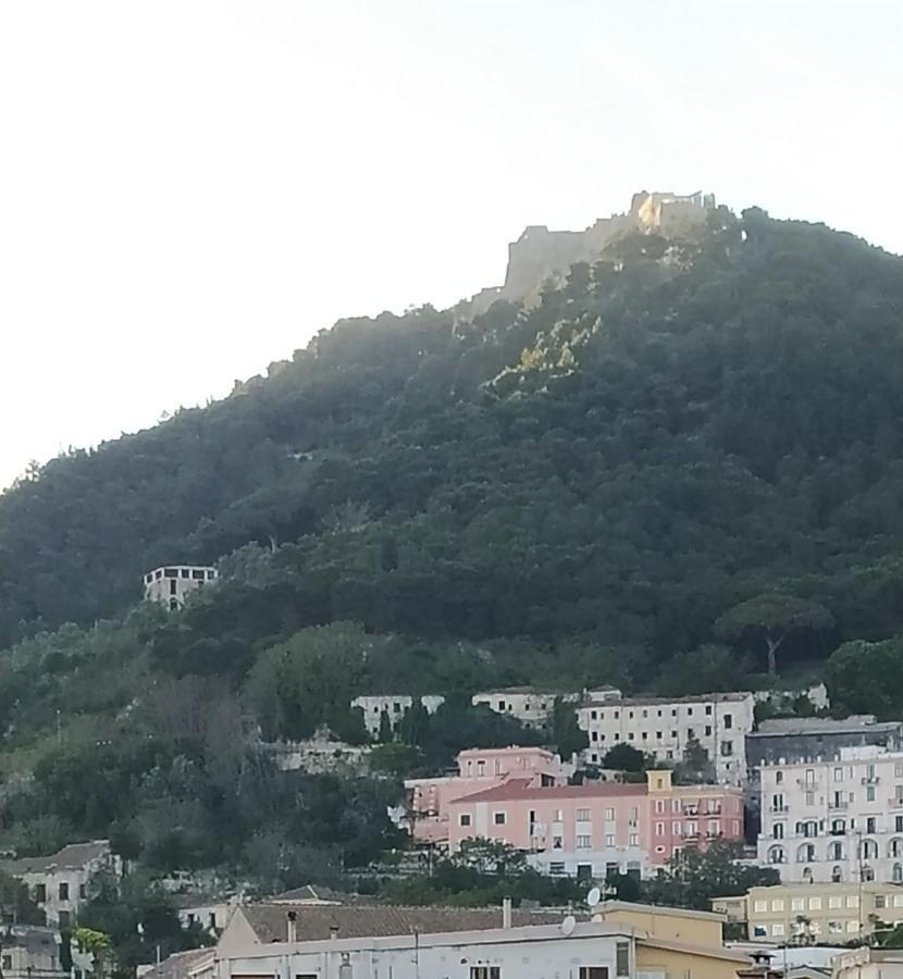 Viatorretta4 Bed and Breakfast Salerno Buitenkant foto